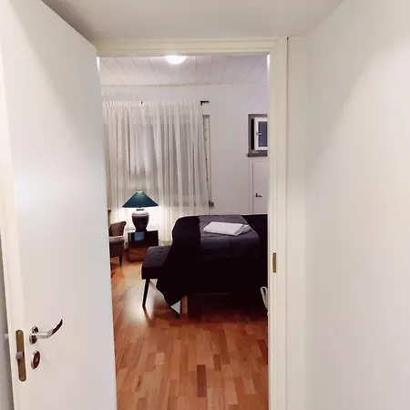 Cozy Nordic In The Heart Of Helsínquia